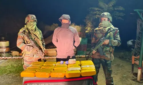 Drugs valued at over Rs 143 crore seized in Mizoram & Manipur; 3 held