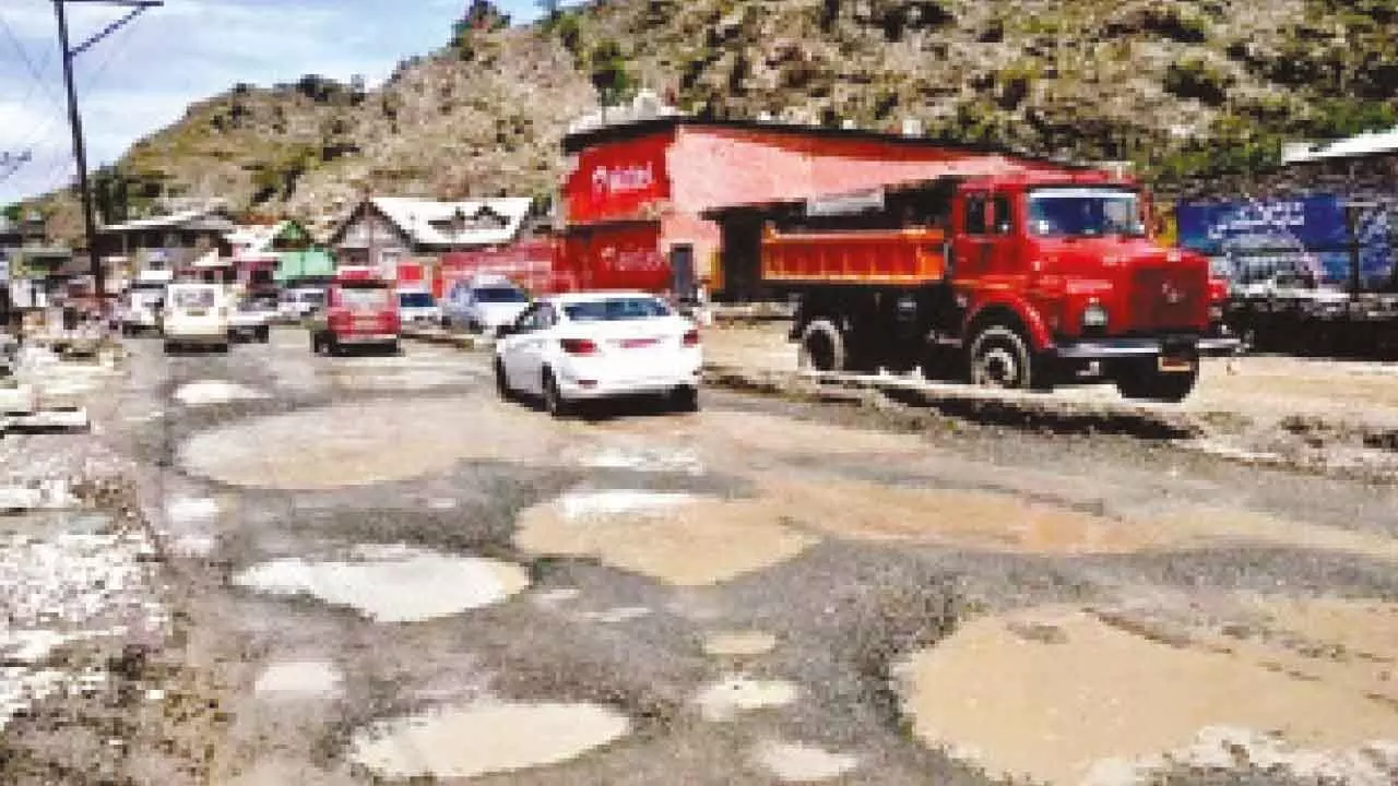 Bengaluru is turning into ‘Gundiyuru’: HDK Bengaluru is turning into ‘Gundiyuru’: HDK