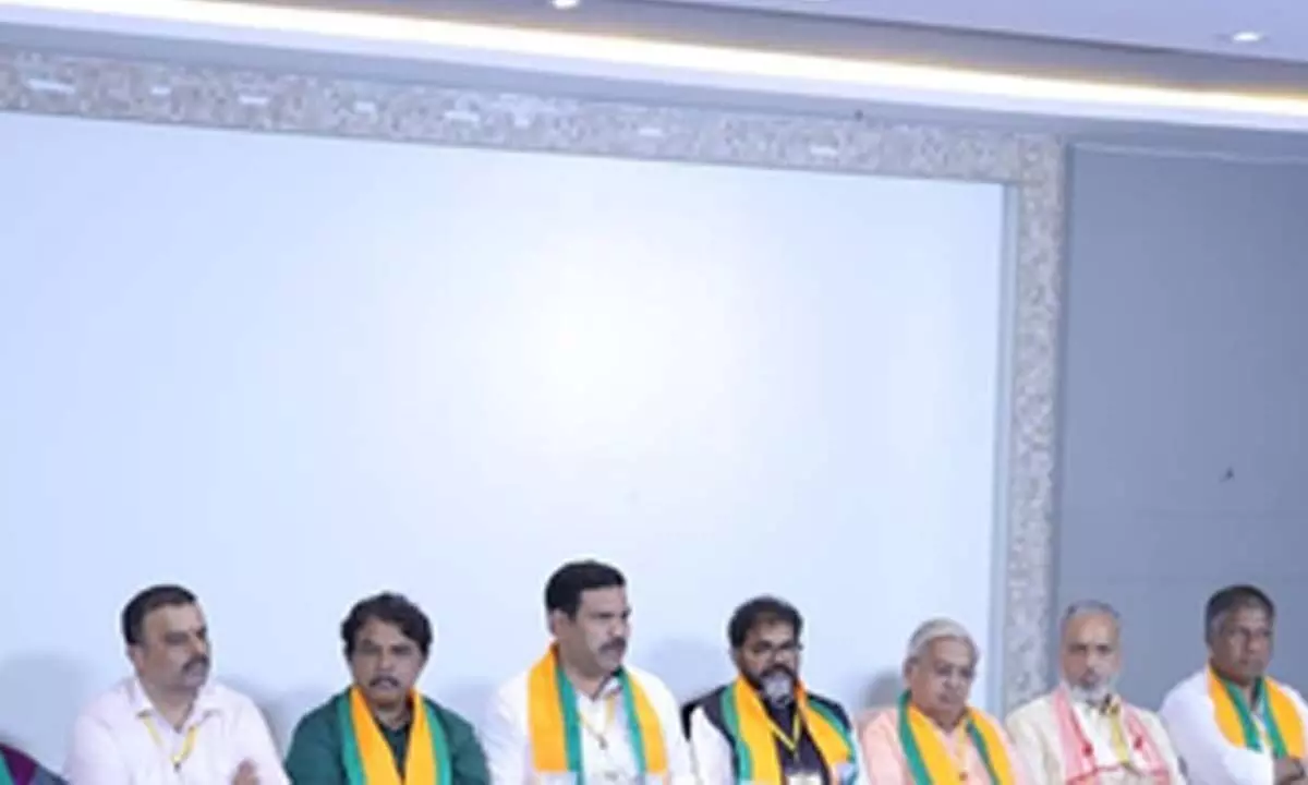 Karnataka BJP urges people to write Hindu in religion column during caste census