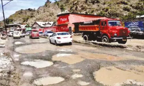 Bengaluru is turning into ‘Gundiyuru’: HDK