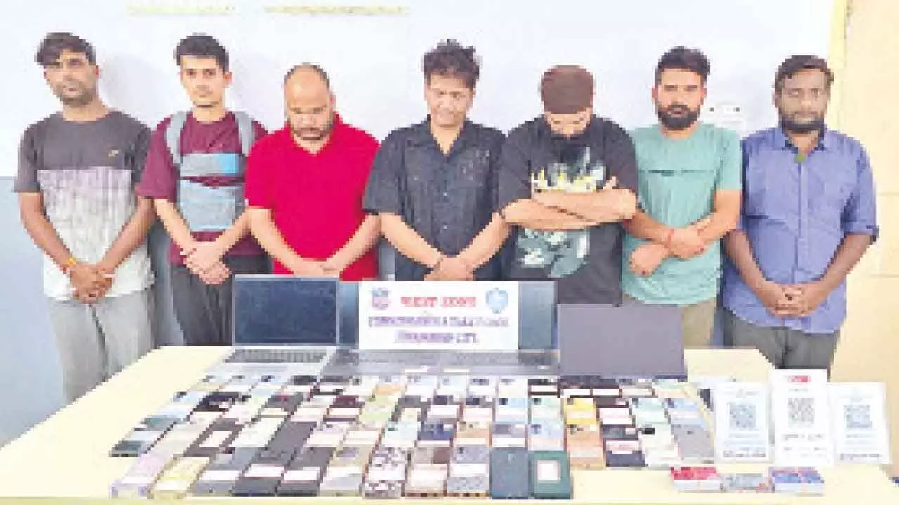 Police busts online betting racket, 7 held