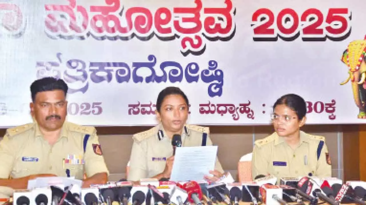 Mysuru Dasara: Two-tier security cover with 6,384 personnel deployed Mysuru Dasara: Two-tier security cover with 6,384 personnel deployed