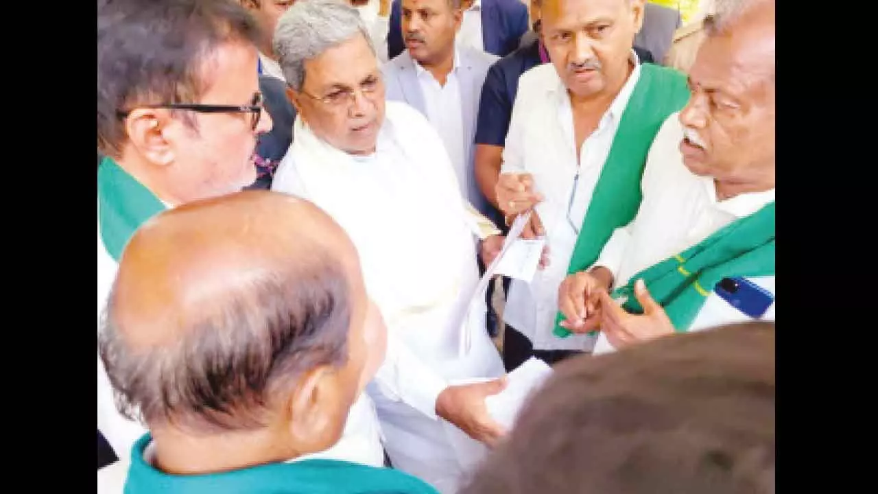 Farm leaders seek relief, better prices in meeting with CM