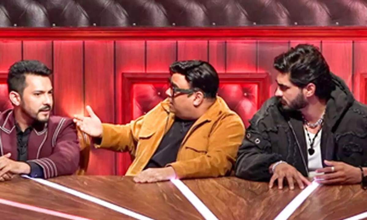 Kiku Sharda tells Aaditya Narayan ‘profession pe na jao’ during argument in ‘Rise and Fall’ Kiku Sharda tells Aaditya Narayan ‘profession pe na jao’ during argument in ‘Rise and Fall’