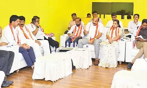 Group of Ministers reviews Dasara arrangements