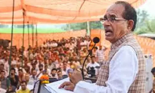 Cente, J-K govt will bring farmers out of flood disaster: Shivraj