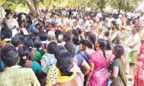 Farmers get two bags urea after three protests in single day