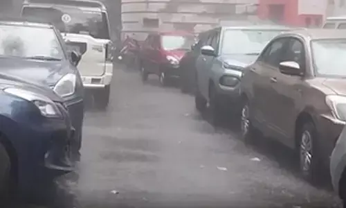 Kolkata swept by thundershowers, more rain on Sunday and during Durga Puja predicted