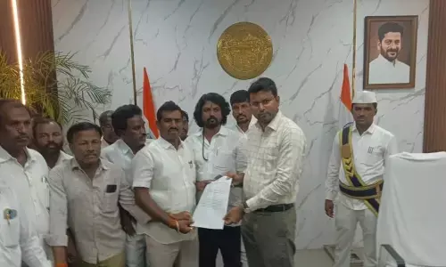 Officials Suspended, Protests Erupt in Gadwal Over Public Humiliation of BC Leaders