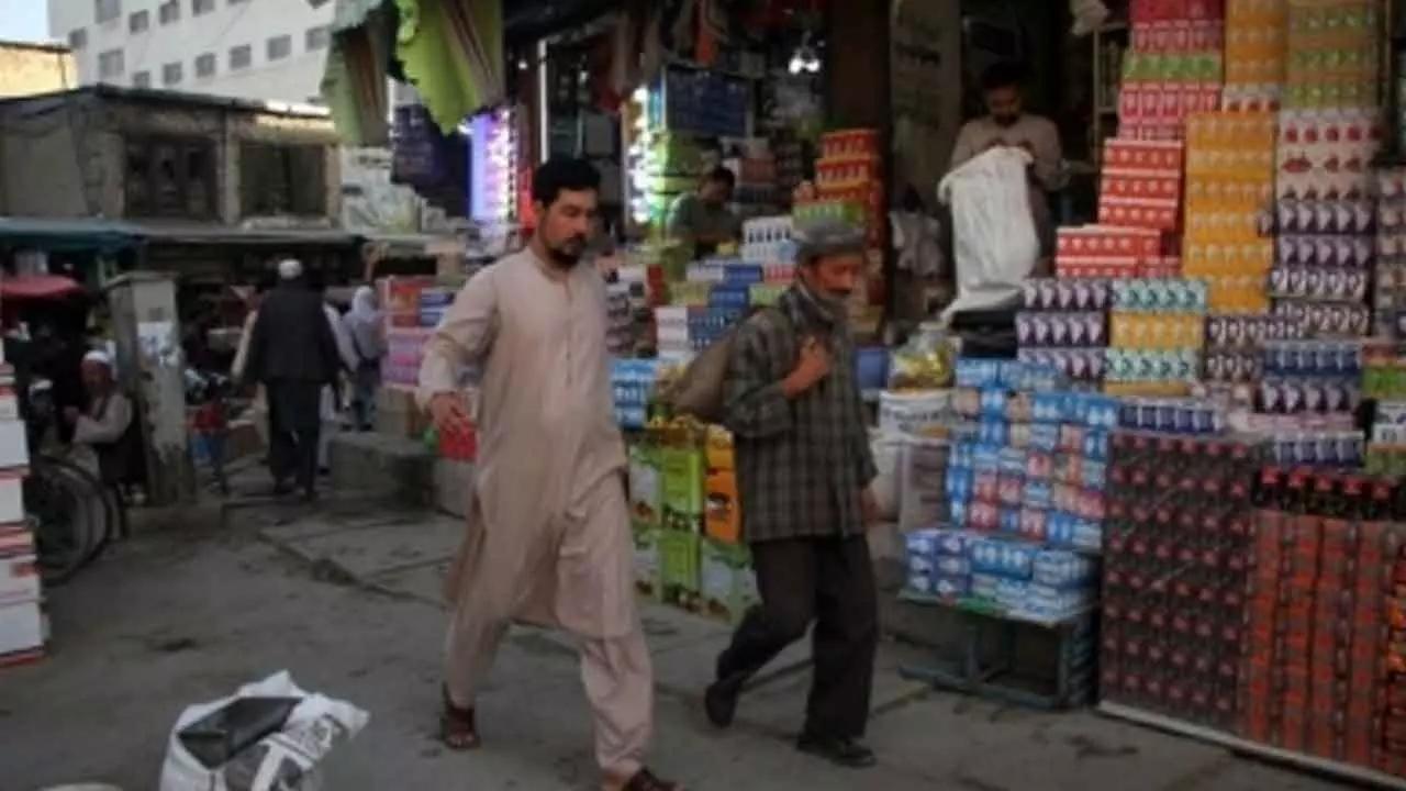 Kabul residents complain of challenges faced due to reduced internet speed