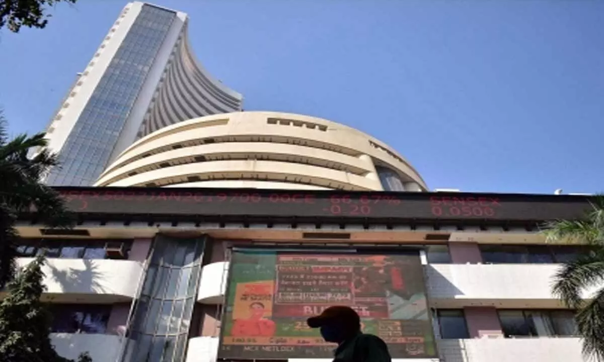 Market indices reflect global concern even as India steps up US negotiations