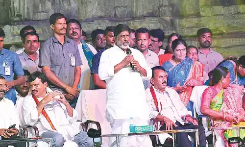 Ministers inaugurate Bathukamma festival at Thousand Pillar Temple