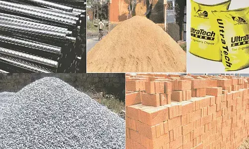 Factoring crowdedness in risk management