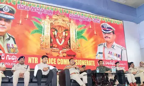 Police told to be polite with devotees