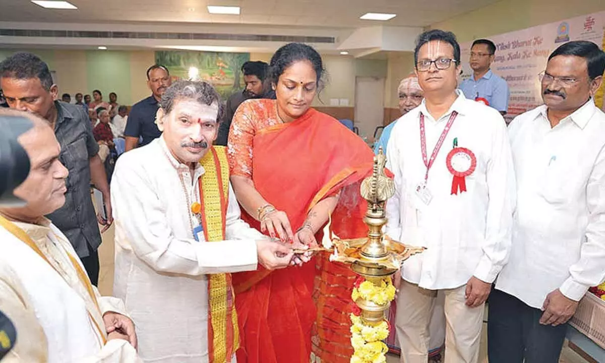 IGNCA, NSU host art workshop on ‘Vision of Viksit Bharat – Seva Parv 2025’ IGNCA, NSU host art workshop on ‘Vision of Viksit Bharat – Seva Parv 2025’