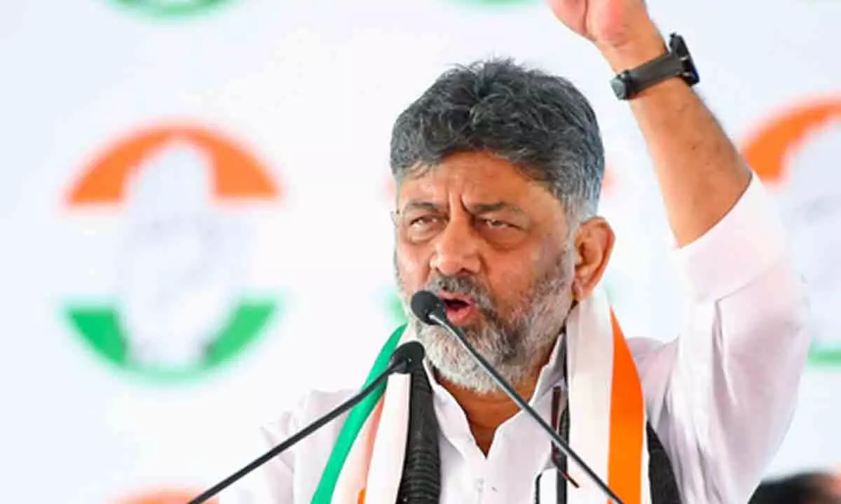 Even road before PM Modis residence pothole-ridden, claims Shivakumar