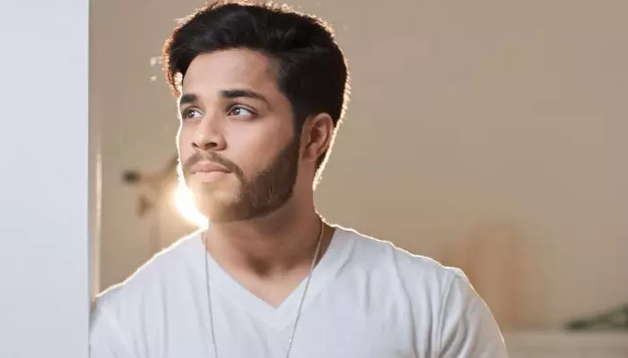 Houston-Born Shahzeb Tejani: Creating Buzz By Blending South Asian & Western Music Houston-Born Shahzeb Tejani: Creating Buzz By Blending South Asian & Western Music