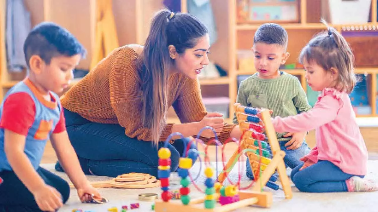 Nurturing minds and hearts: The role of social-emotional learning in schools Nurturing minds and hearts: The role of social-emotional learning in schools