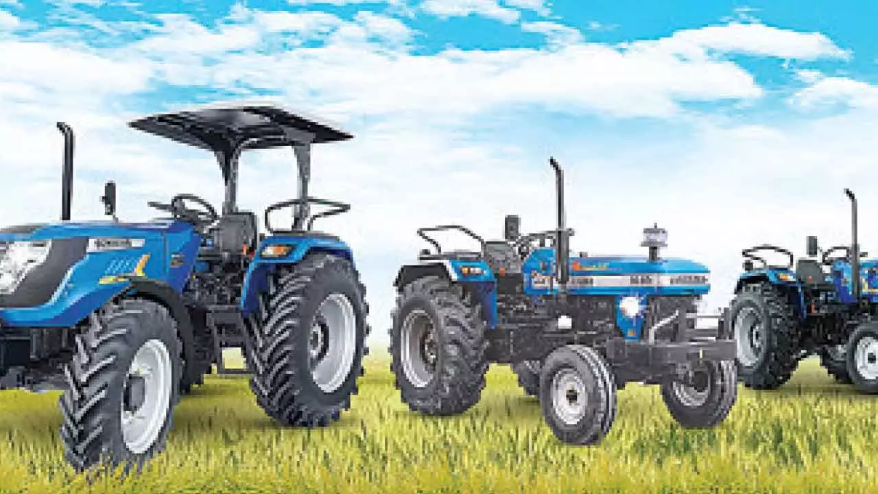 Tractor sales to grow 4-7% in FY26: Report Tractor sales to grow 4-7% in FY26: Report