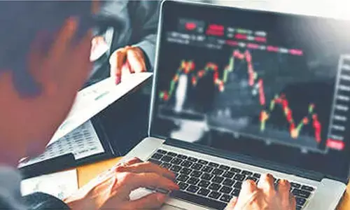 IT stocks tumble on H1B visa fee hike concerns