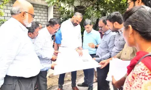 GHMC Commissioner Inspects Flyovers and Underpasses Projects Near KBR Park