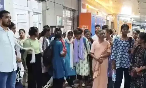 Nun And 19 Tribal Children Detained For Hours At Jharkhand Station After Bajrang Dal Alleges Conversion Attempt