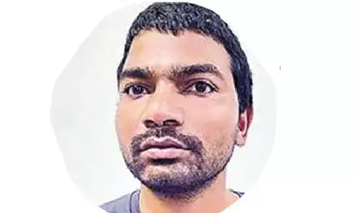 Two constables suspended over criminal’s escape