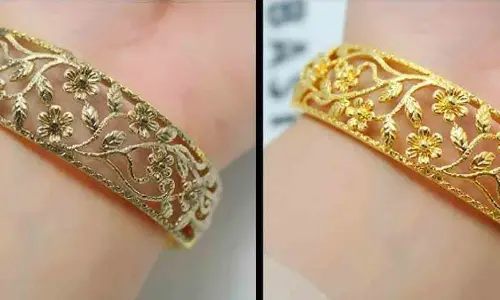 DIY Tricks to Make Your Gold Jewellery Shine Like New