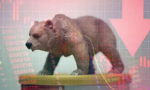 Markets slide for 4th day amid H-1B visa concerns