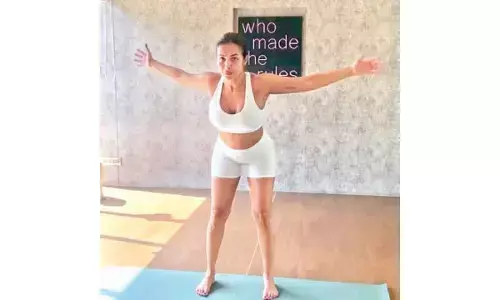 Malaika Arora demonstrates Chinese movements to release tension and strengthen the body