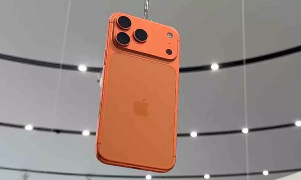 Apple Addresses iPhone 17 Pro ‘Scratchgate’ Concerns, Calls Wear Normal Apple Addresses iPhone 17 Pro ‘Scratchgate’ Concerns, Calls Wear Normal