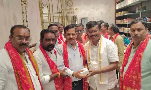 Vaamika Silks Opens New Showroom at Kothapet