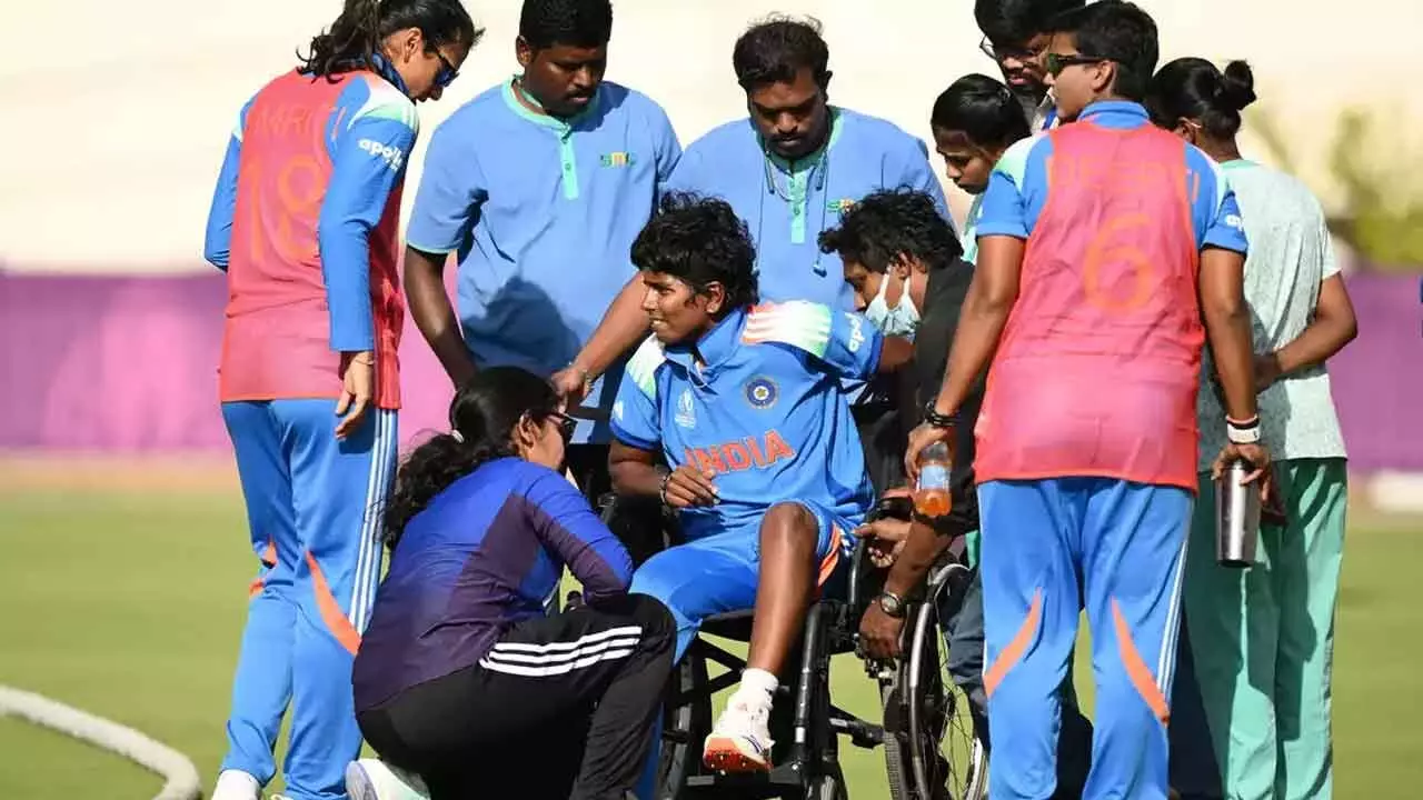 Blow for India as Arundhati Reddy gets injured Blow for India as Arundhati Reddy gets injured