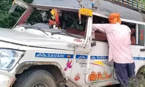 Six killed, seven injured in two separate road accidents in Jharkhand