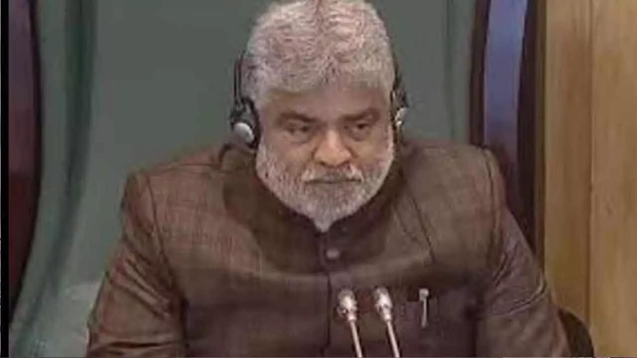 Defected MLAs meet Speaker Defected MLAs meet Speaker