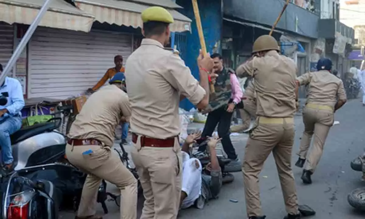 Calm returns amid heavy security in Bareilly after protest over ‘I Love Muhammad’ slogans Calm returns amid heavy security in Bareilly after protest over ‘I Love Muhammad’ slogans