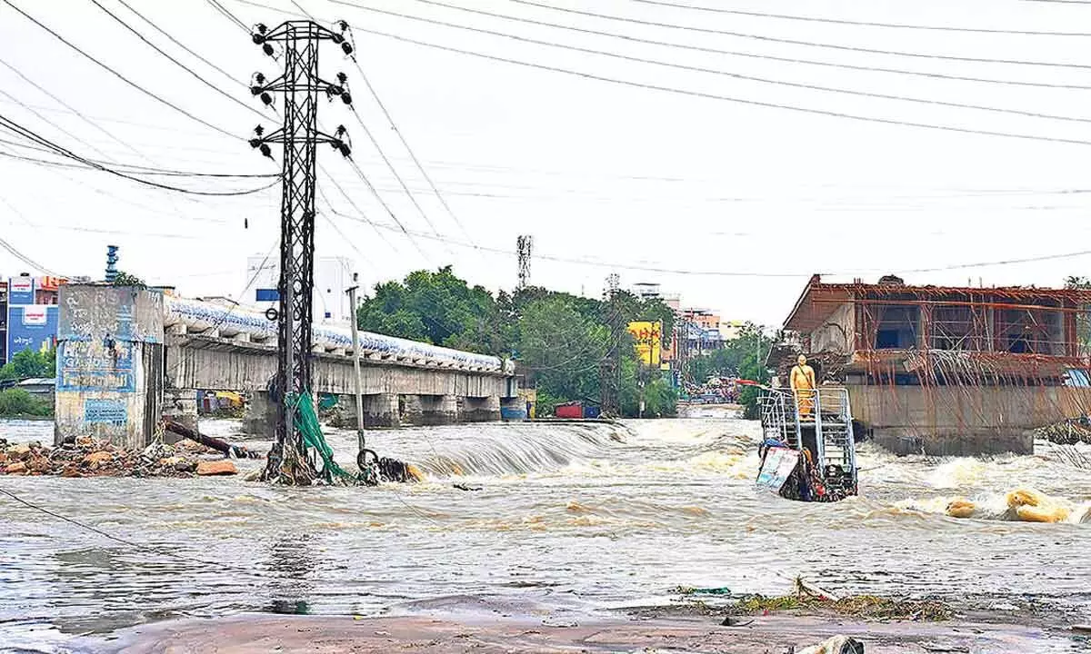 Overflowing Musi floods colonies, destroys property