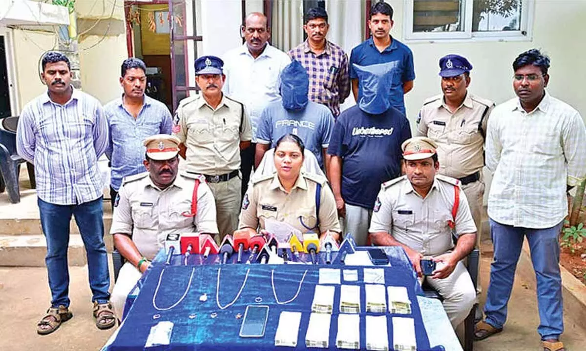 Inter-state burglars nabbed