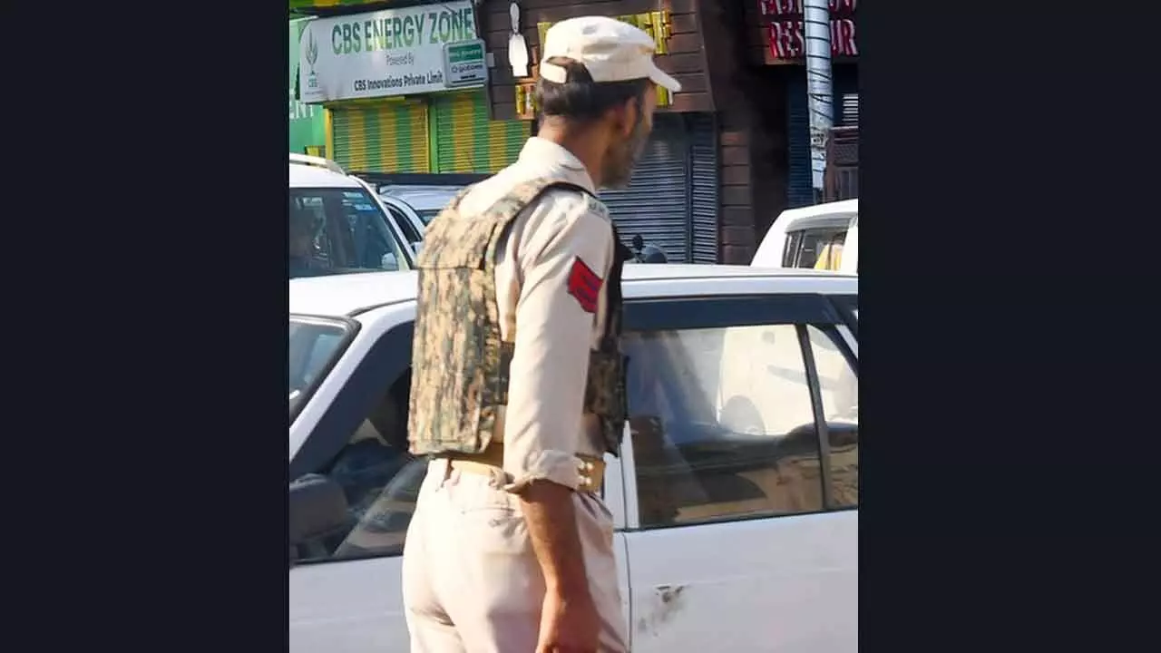 J&K Police enforce community duty on three found intoxicated in public