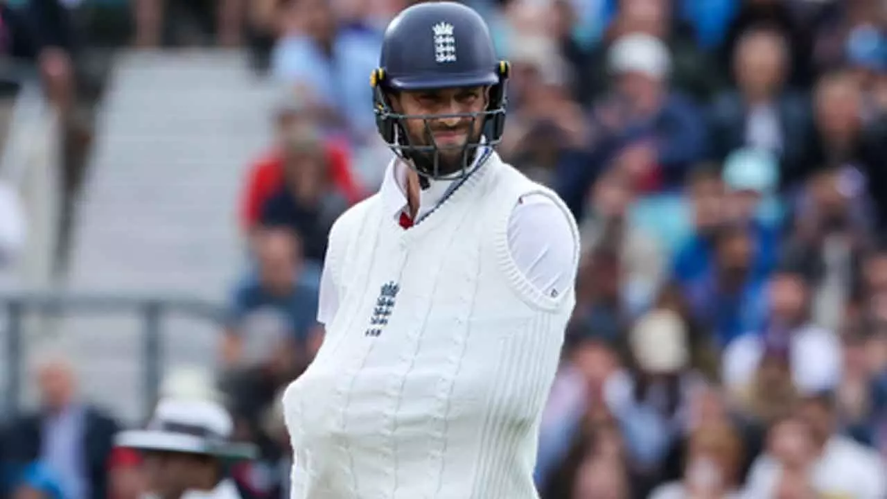 England allrounder Chris Woakes announces retirement from international cricket