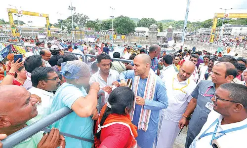 EO inspects Mada streets galleries