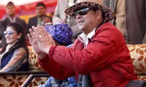 Nepals former King finally abandons his title after 17 years