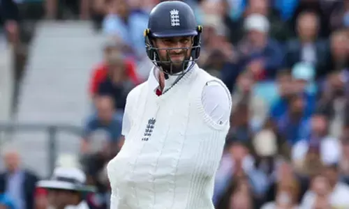 England allrounder Chris Woakes announces retirement from international cricket