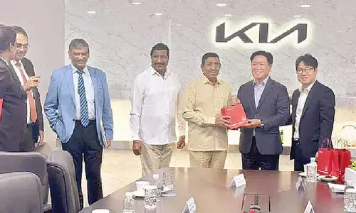 AP ministers lobby for Kia, Lotte investments