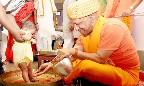 CM Yogi celebrates ‘Matri Shakti’, performs Kanya Pujan of 9 girls symbolising 9 forms of Goddess Durga
