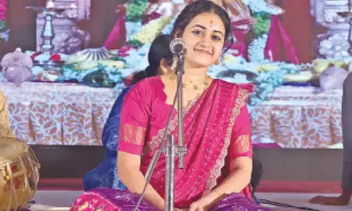 Sooryagayathri’s Bhakti Raga illuminates Paramparaa’s festive stage in Hyderabad