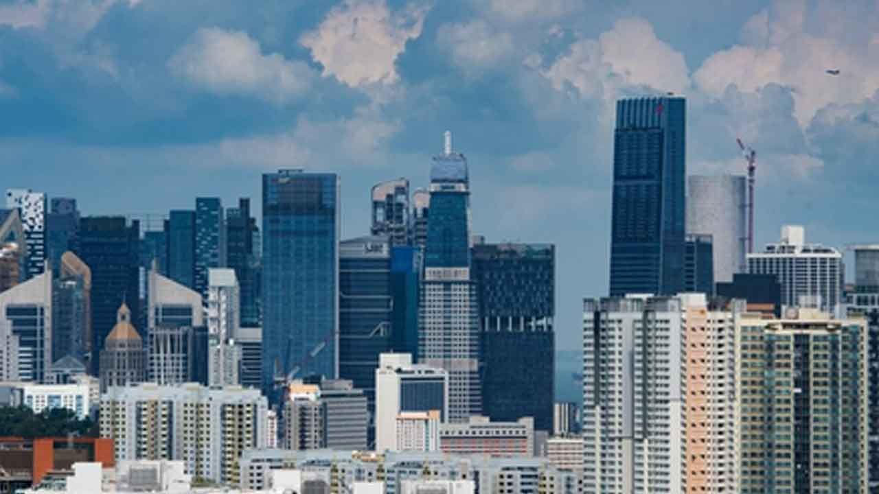 F1 Singapore GP deemed 'heat hazard' amid soaring humidity