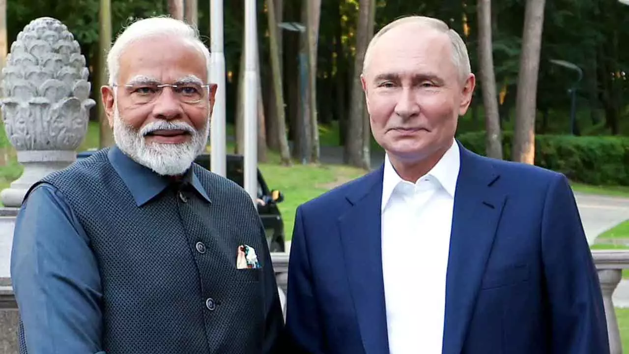 Putin Praises Modi’s Leadership, Proposes Trade Balance Plan Amid US Tariff Pressure