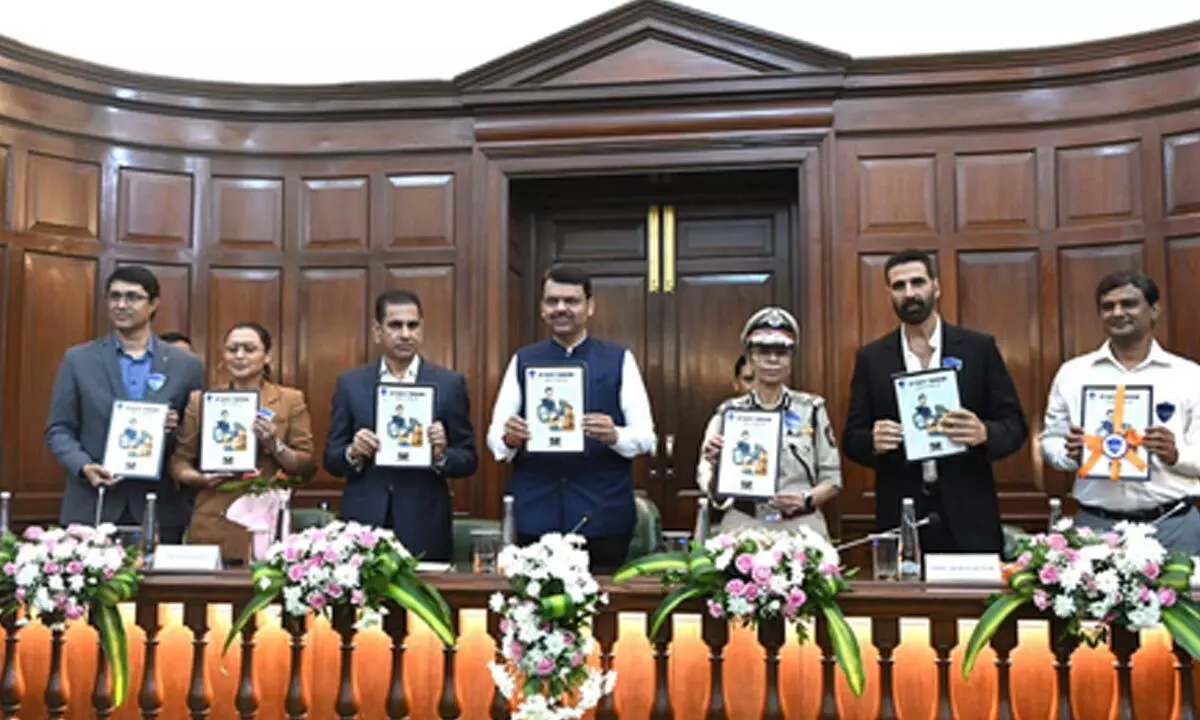 Golden Hour is important for reporting cybercrimes: CM Fadnavis