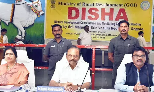 MP reviews central govt schemes